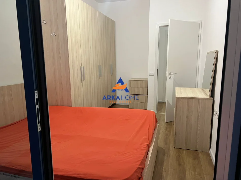 Tirane, jepet me qera apartament 1+1+Ballkon Kati 3, 59 m² 420 € 