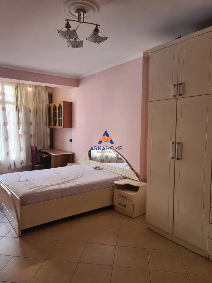 Tirane, jepet me qera apartament 2+1 Kati 4, 100 m² 525 € (Astir Tiranë)