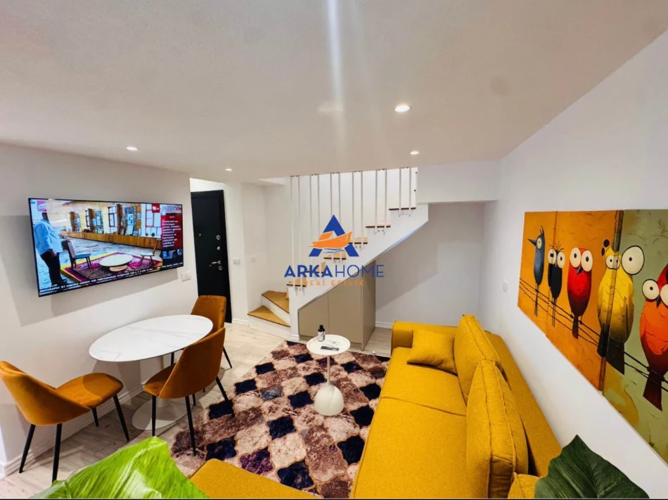 Tirane, jepet me qera apartament 1+1+Ballkon Kati 3, 60 m² 683 € 