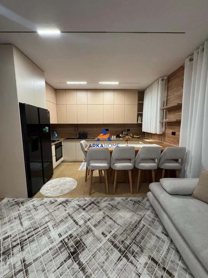 Tirane, jepet me qera apartament 1+1 Kati 0, 70 m² 630 € 