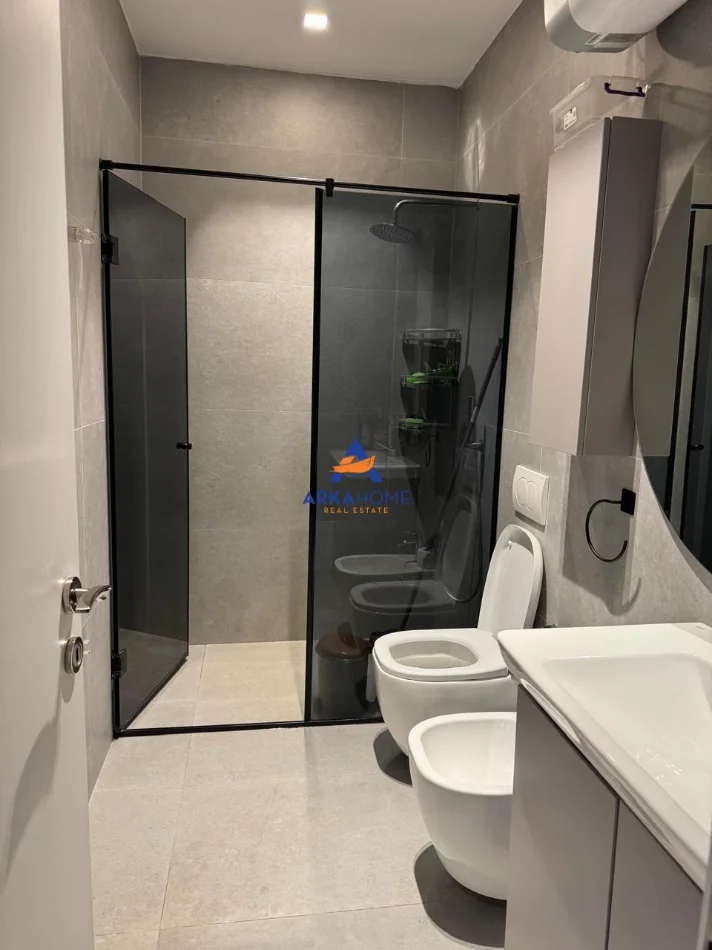 Tirane, jepet me qera apartament 1+1 Kati 0, 70 m² 630 € 