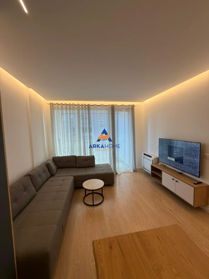 Tirane, shitet apartament 1+1+Ballkon Kati 1, 63 m² 180.000 € 