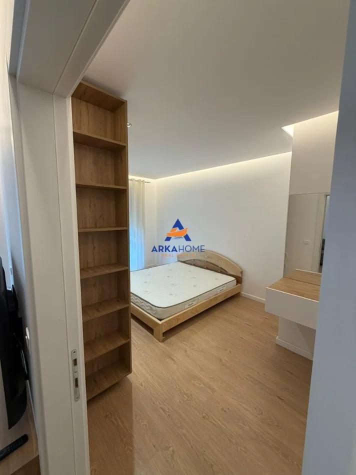 Tirane, shitet apartament 1+1+Ballkon Kati 1, 63 m² 180.000 € 