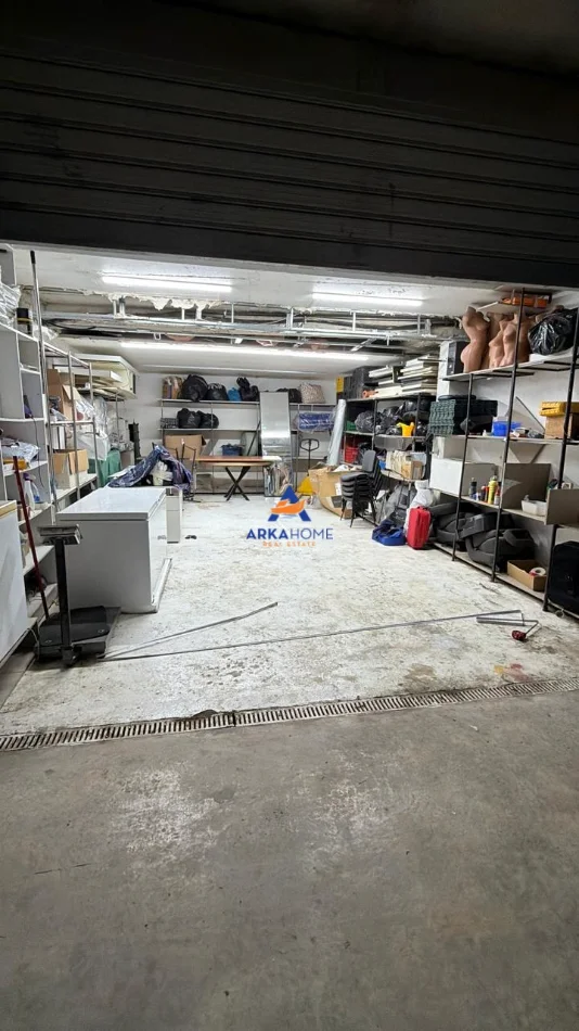 Tirane, shitet garazh | post parkimi Kati -1, 48 m² 50.000 € 
