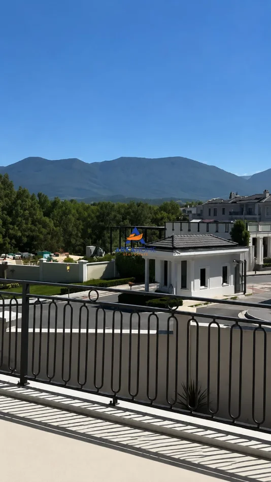Tirane, shitet Vile Vile 2 Katshe , 400 m² 1.800.000 € 