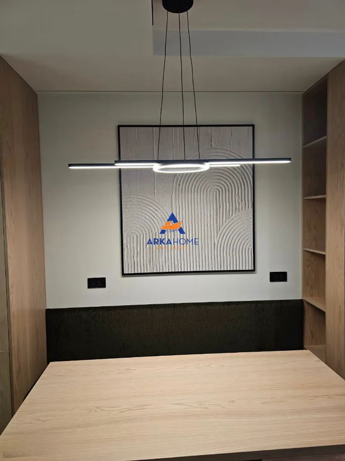Tirane, jepet me qera apartament 1+1+Ballkon Kati 10, 75 m² 1.051 € 