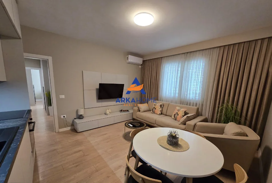 Tirane, jepet me qera apartament 1+1+Ballkon Kati 5, 90 m² 893 € (Astir Tiranë)