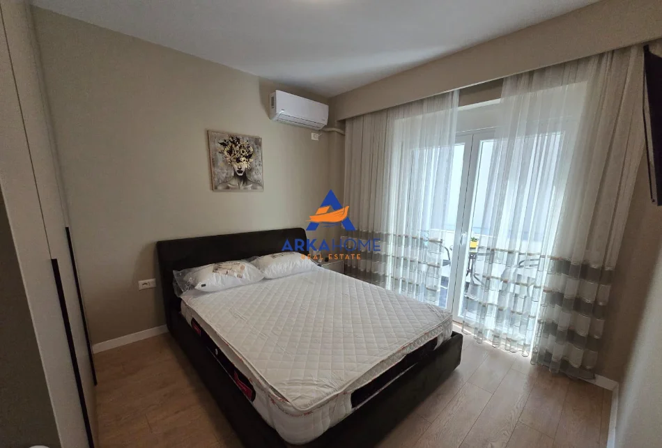Tirane, jepet me qera apartament 1+1+Ballkon Kati 5, 90 m² 893 € (Astir Tiranë)
