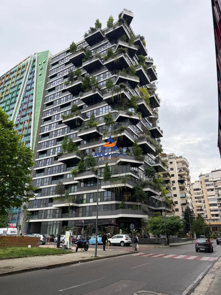 Tirane, jepet me qera ambjent biznesi Kati 3, 150 m² 5.000 € (STADIUMI AIR ALBANIA)