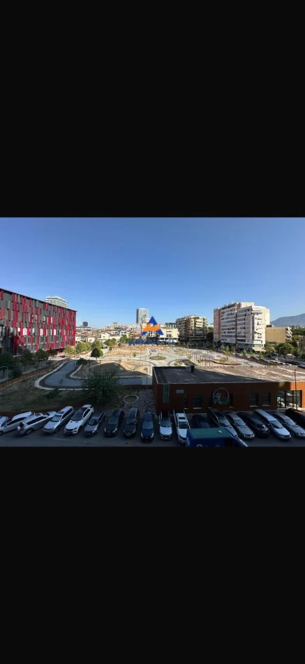 Tirane, jepet me qera ambjent biznesi Kati 3, 150 m² 5.000 € (STADIUMI AIR ALBANIA)