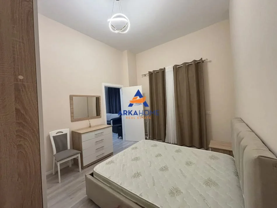 Tirane, jepet me qera apartament 1+1+Ballkon Kati 0, 60 m² 576 € 