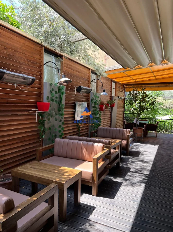 Tirane, jepet me qera ambjent biznesi Kati 0, 120 m² 1.200 € 