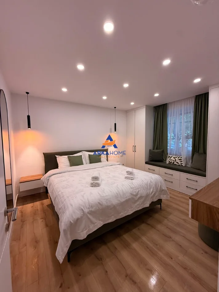 Tirane, jepet me qera apartament 1+1+Ballkon Kati 1, 35 m² 600 € 