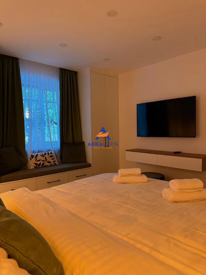 Tirane, jepet me qera apartament 1+1+Ballkon Kati 1, 35 m² 600 € 
