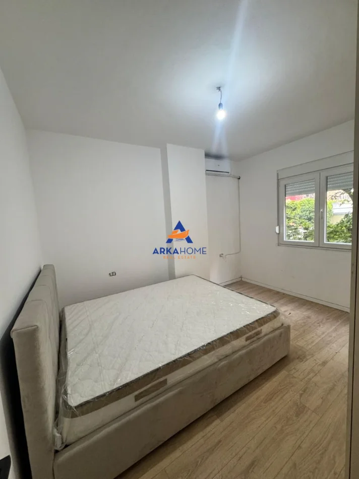 Tirane, shitet apartament 1+1+Ballkon Kati 2, 72 m² 140.000 € 