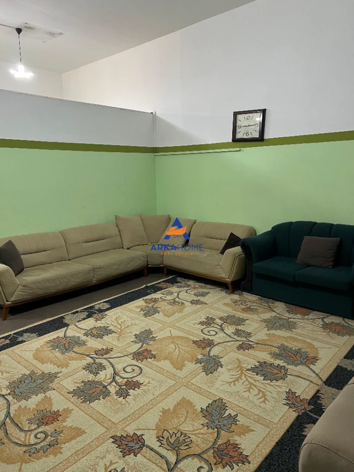 Tirane, jepet me qera ambjent biznesi Kati 0, 120 m² 1.263 € 