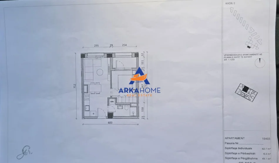 Tirane, shitet apartament 1+1+Ballkon Kati 4, 49 m² 73.650 € 