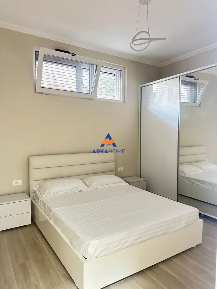 Tirane, jap me qera apartament 1+1+Ballkon Kati 1, 62 m² 578 € 