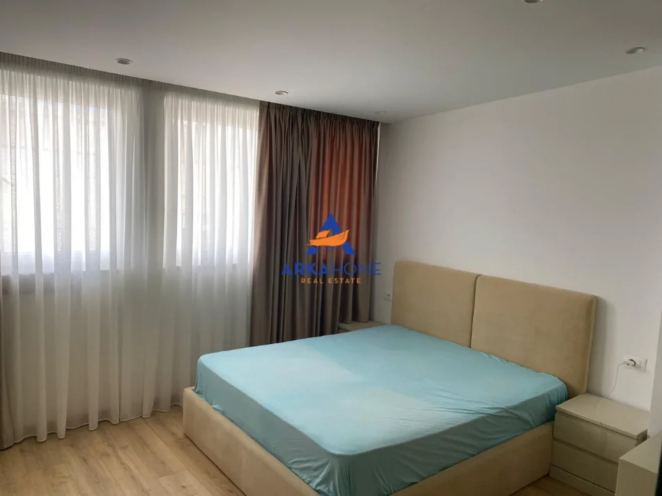 Tirane, shitet apartament 1+1+Ballkon Kati 9, 70 m² 126.315 €