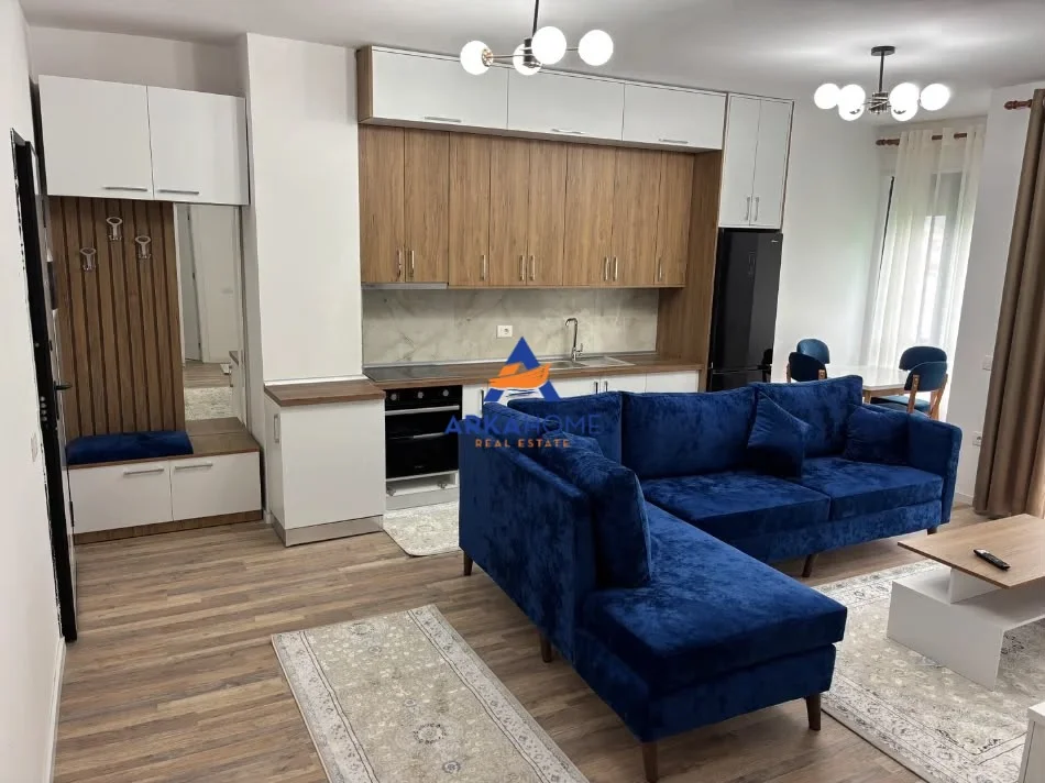 Tirane, jepet me qera apartament 1+1+Ballkon Kati 7, 78 m² 550 € 
