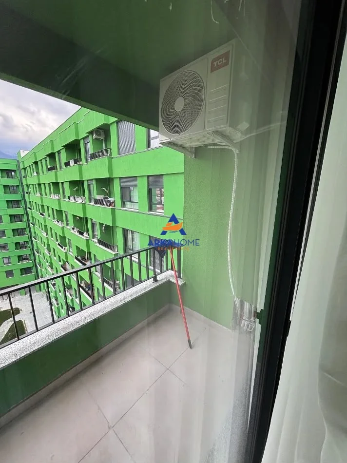 Tirane, jepet me qera apartament 1+1+Ballkon Kati 7, 78 m² 550 € 