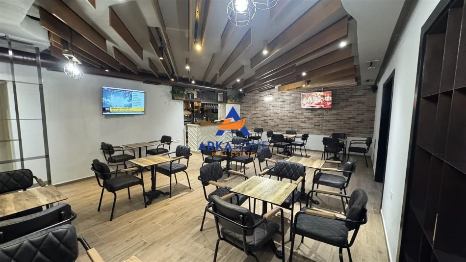 Tirane, jepet me qera ambjent biznesi Kati 0, 91 m² 1.200 € 