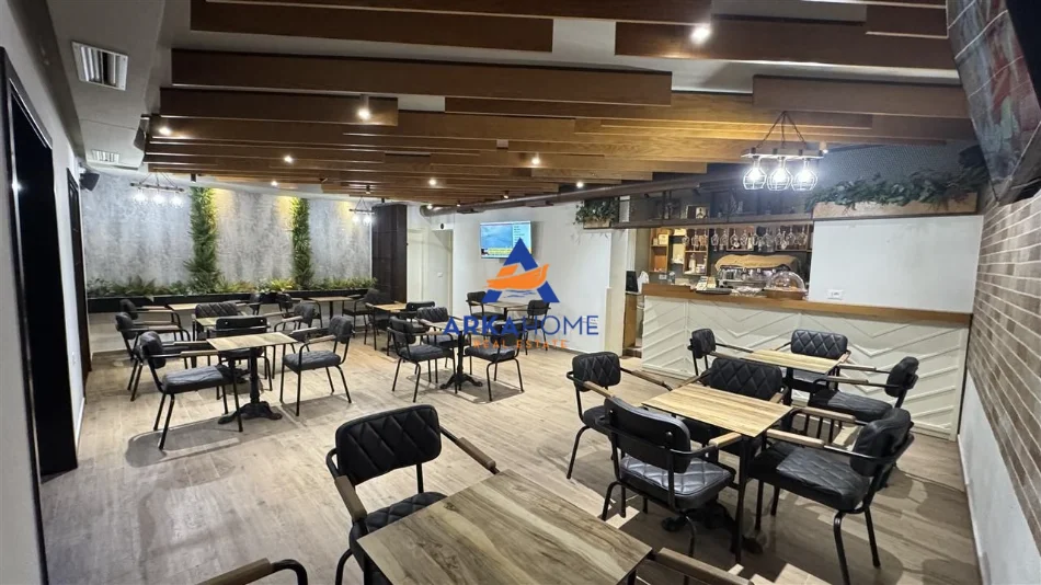 Tirane, jepet me qera ambjent biznesi Kati 0, 91 m² 1.200 € 