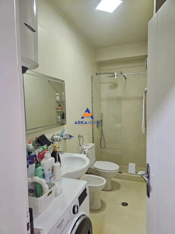 Tirane, shitet apartament 1+1+Ballkon Kati 7, 60 m² 131.856 € 