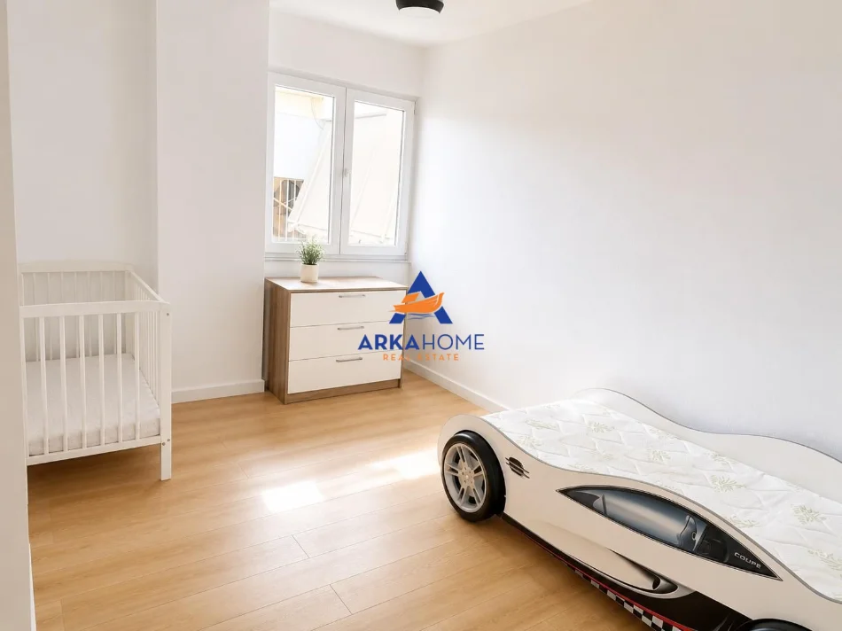 Tirane, jepet me qera apartament 2+1+Ballkon Kati 9, 100 m² 611 € 