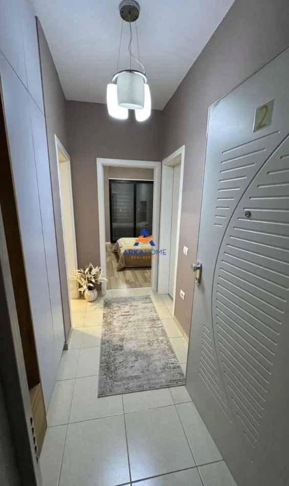 Tirane, jepet me qera apartament 1+1+Ballkon Kati 1, 70 m² 1.200 € 