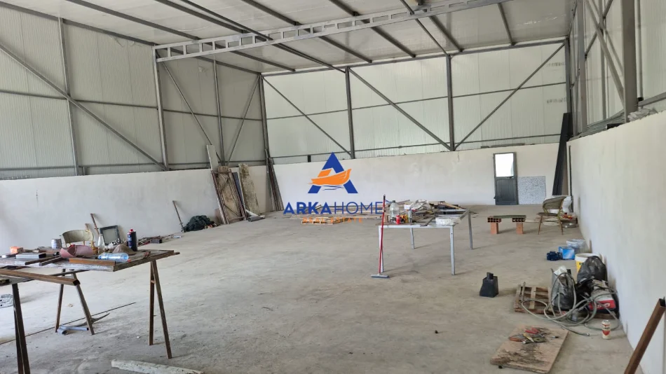 Shqiperi, jepet me qera ambjent biznesi Kati 0, 250 m² 1.200 € 