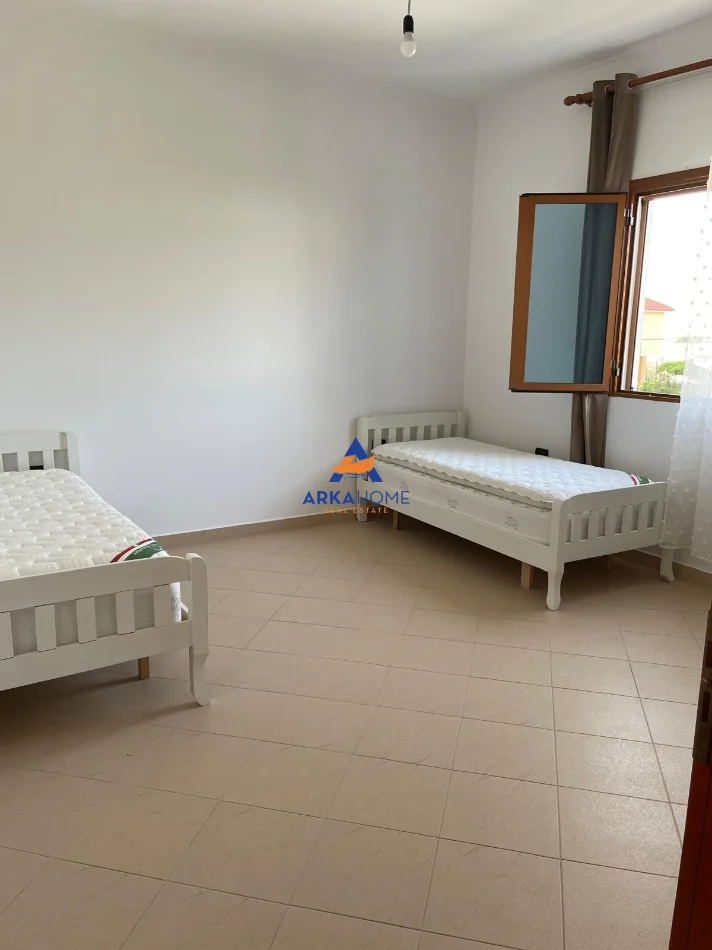 Tirane, jepet me qera apartament 2+1+Ballkon Kati 2, 100 m² 369 € 