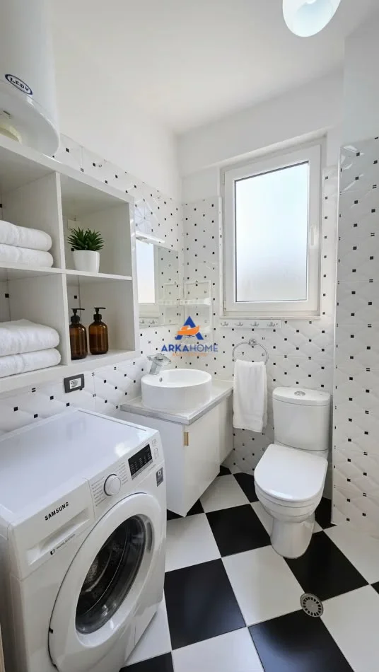 Tirane, shitet apartament 2+1+Ballkon Kati 5, 110 m² 280.000 € 