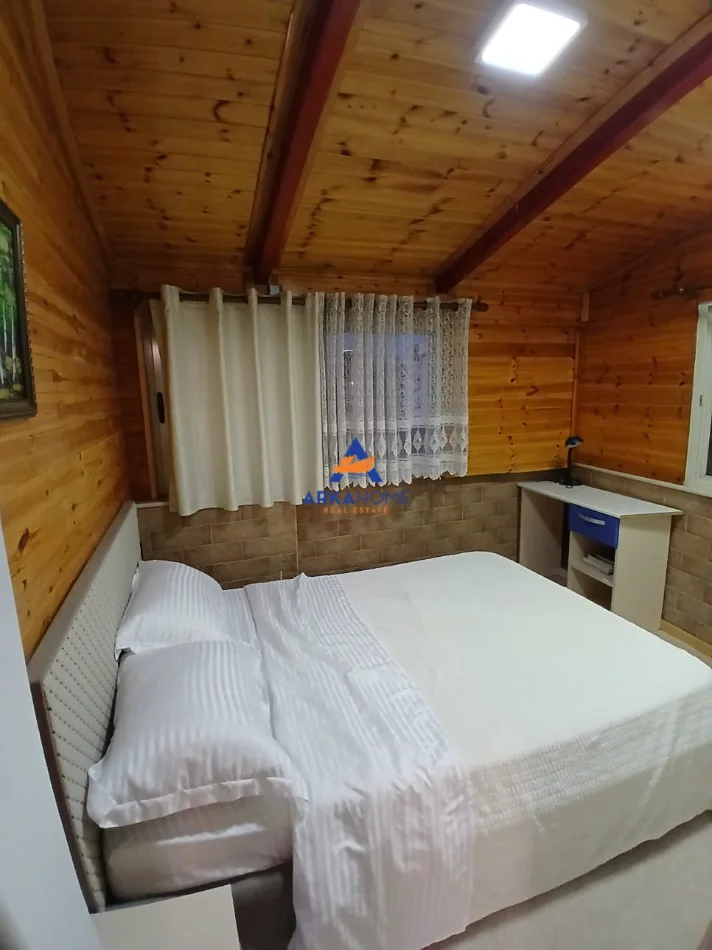 Tirane, jepet me qera apartament 3+1+Ballkon Kati 6, 130 m² 1.060 € 