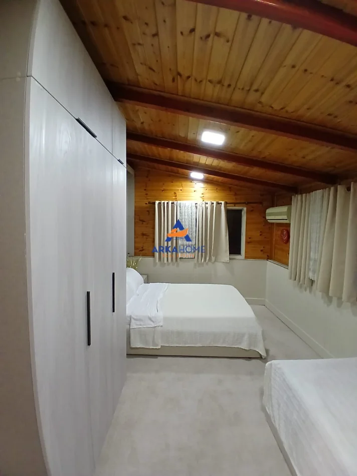 Tirane, jepet me qera apartament 3+1+Ballkon Kati 6, 130 m² 1.060 € 