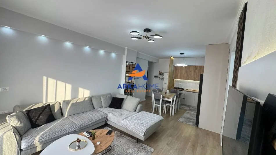 Tirane, shitet apartament 2+1+Ballkon Kati 6, 81 m² 117.270 € 