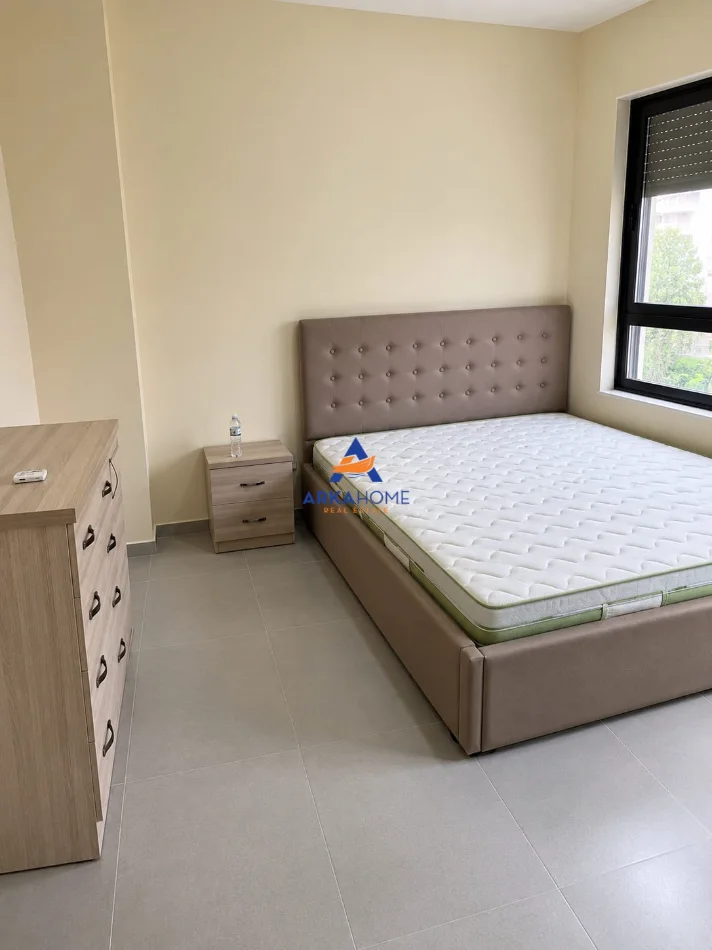 Tirane, shitet apartament 2+1+Ballkon Kati 3, 121 m² 121.500 € 