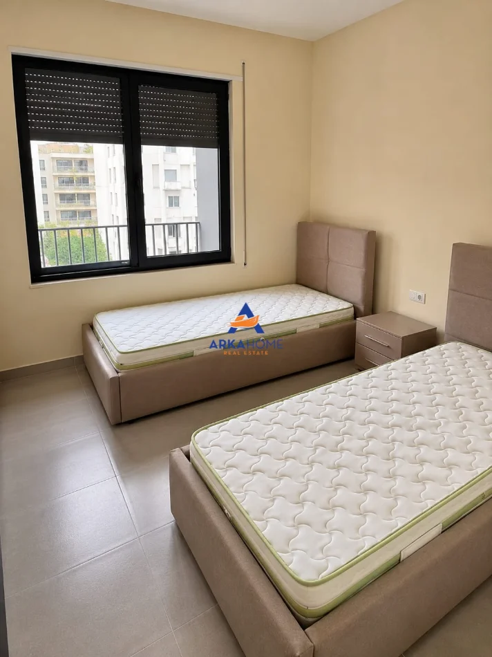 Tirane, shitet apartament 2+1+Ballkon Kati 3, 121 m² 121.500 € 