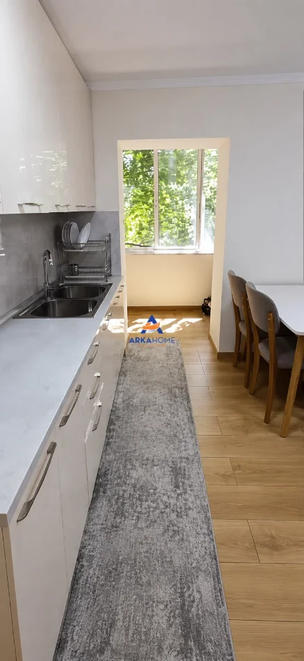 Tirane, shitet apartament 1+1+Ballkon Kati 3, 60 m² 155.000 € (rruga e elbasanit)