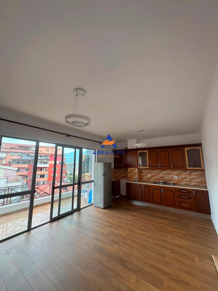 Tirane, shitet apartament 1+1 Kati 3, 67 m² 153.000 € 