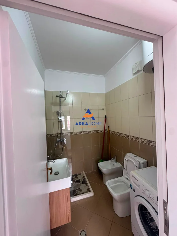 Tirane, shitet apartament 1+1 Kati 3, 67 m² 153.000 € 