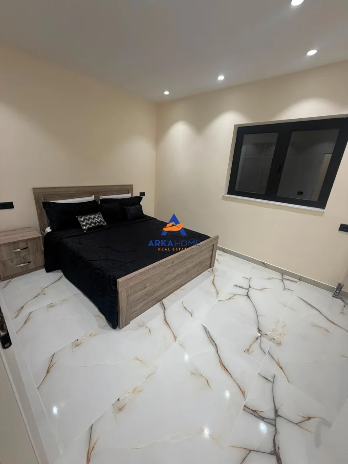 Tirane, jepet me qera apartament Dublex Kati 2, 80 m² 800 € 