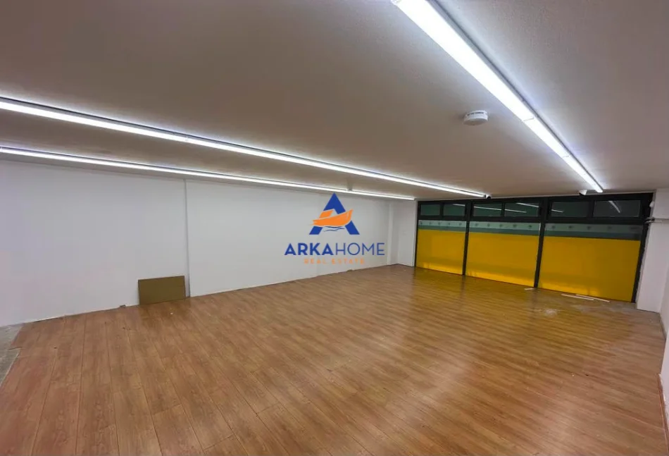 Tirane, jepet me qera ambjent biznesi Kati 0, 135 m² 1.609 € 