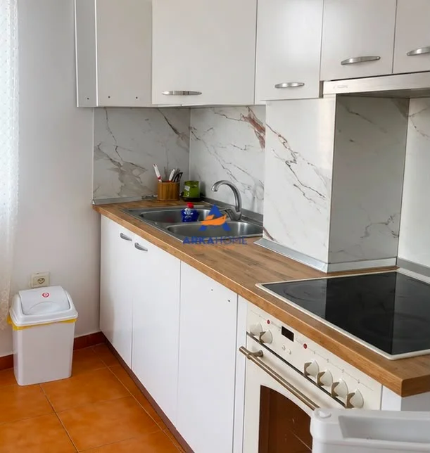 Tirane, shitet apartament 1+1+Ballkon Kati 7, 58 m² 123.390 € 