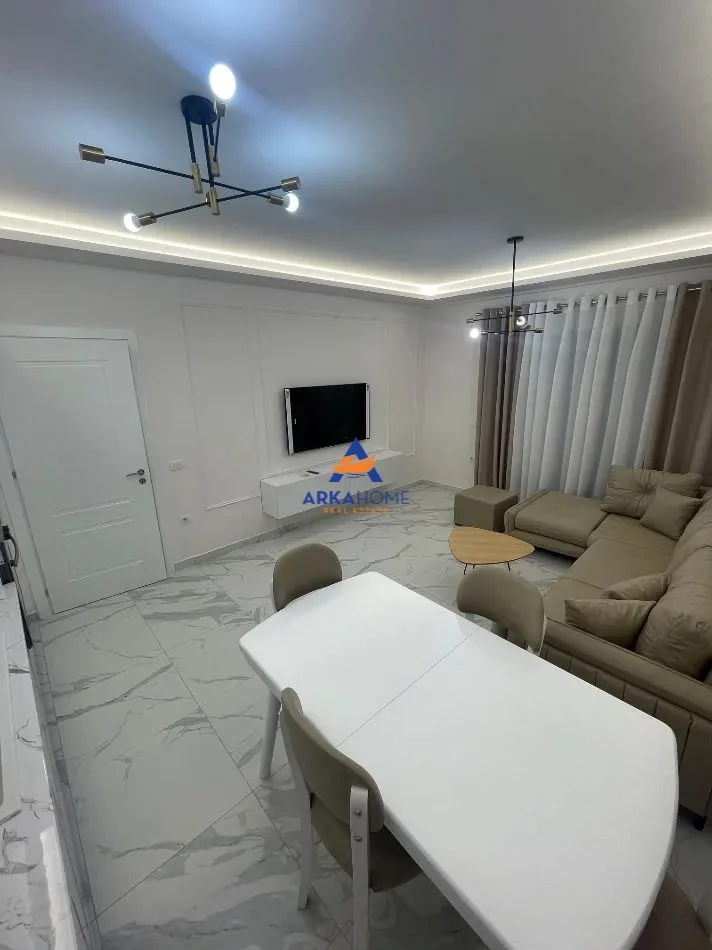 Tirane, shitet apartament 1+1+Ballkon Kati 4, 67 m² 135.000 € 