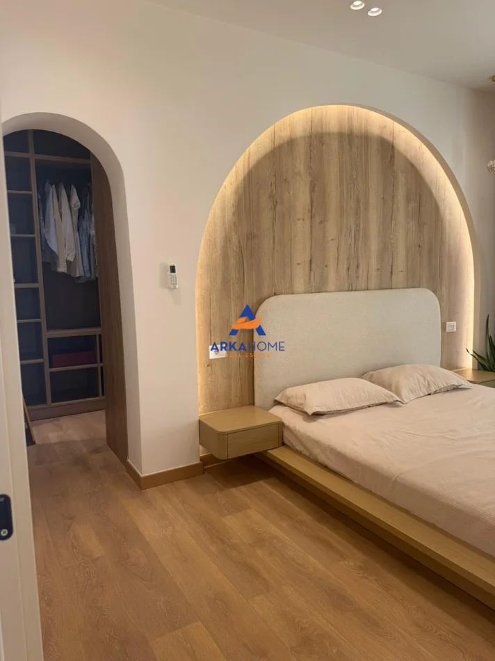 Tirane, jepet me qera Vile Vile 1 Katshe Kati 1, 146 m² (PASKUQAN)