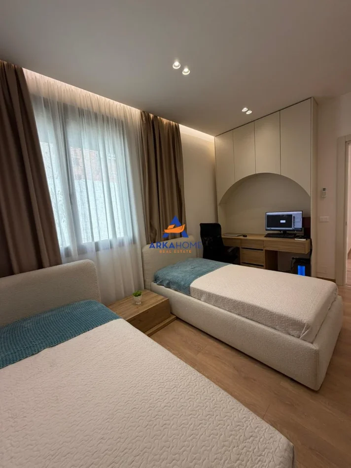 Tirane, jepet me qera Vile Vile 1 Katshe Kati 1, 146 m² (PASKUQAN)