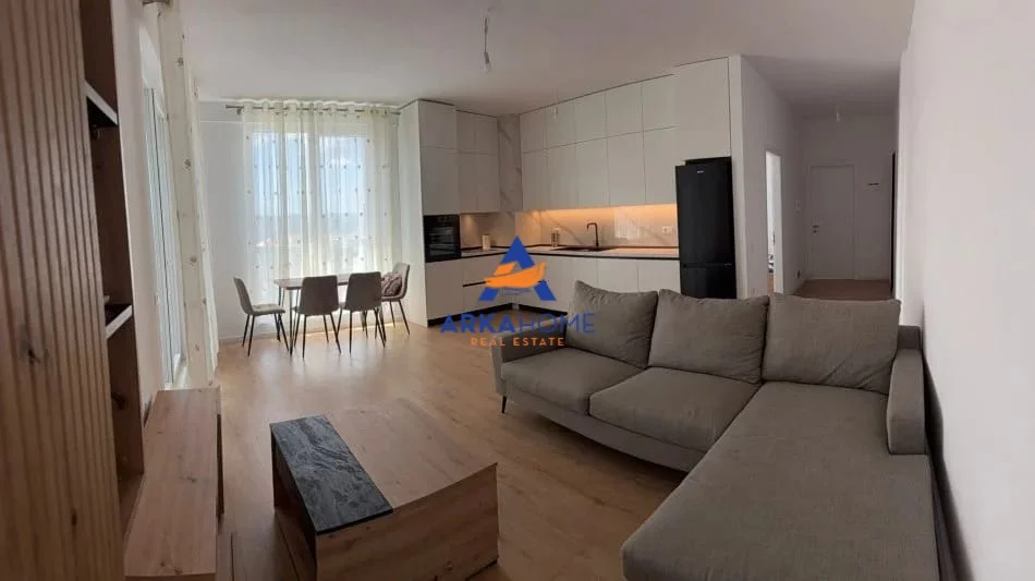 Tirane, jepet me qera apartament 2+1+Ballkon Kati 5, 97 m² 756 € (BULEVARDI RI)