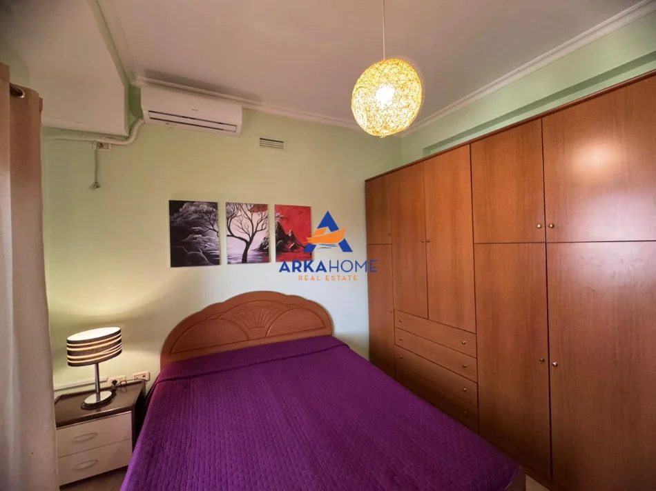 Tirane, jepet me qera apartament 1+1 Kati 3, 70 m² (SELITE)