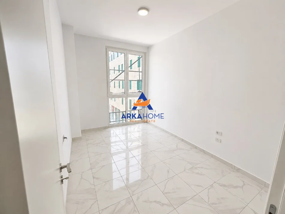 Tirane, jepet me qera zyre Kati 2, 111 m² 1.080 € (21 DHJETORI)
